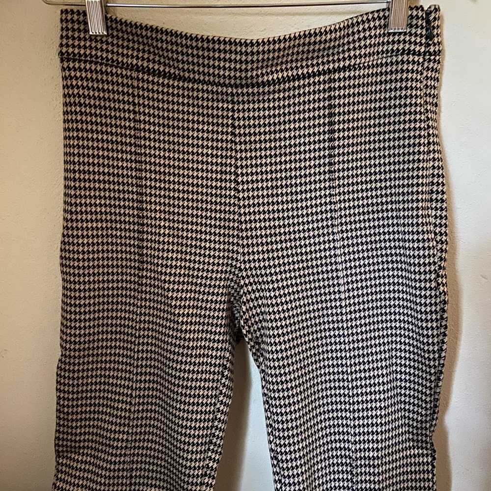 Ann Taylor Trousers Pleated w/Side Zipper